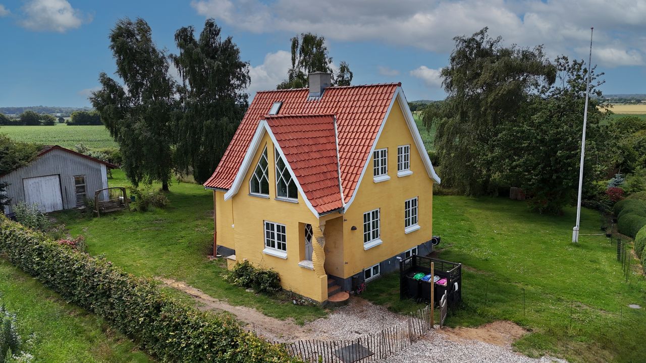 Ejendomsbillede 2 af 21