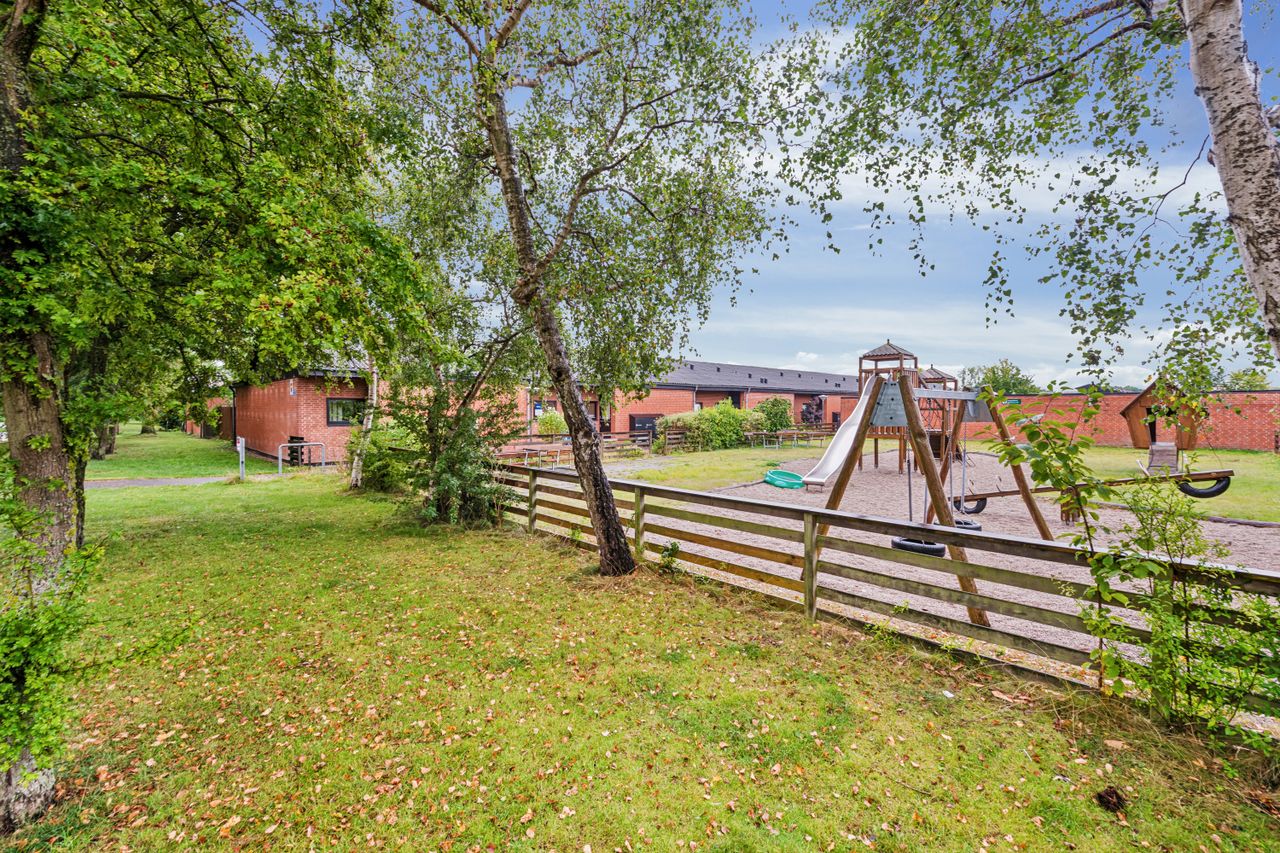 Ejendomsbillede 2 af 19