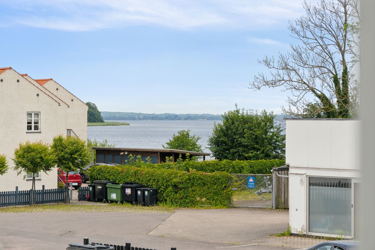 Ejendomsbillede 2 af 38