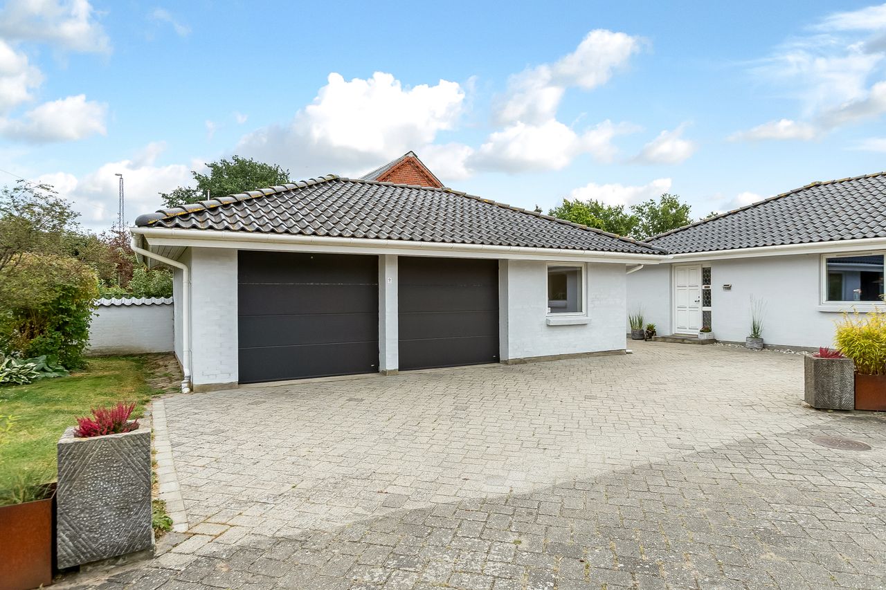 Ejendomsbillede 2 af 31