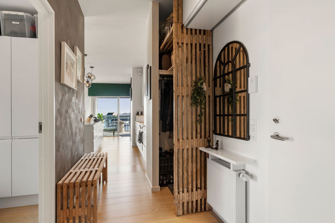 Ejendomsbillede 2 af 36