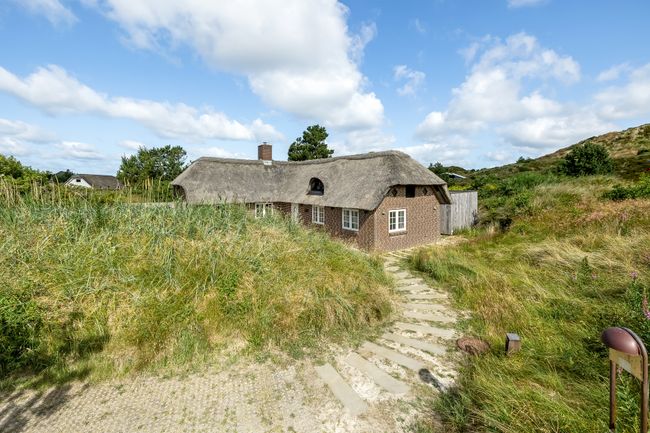 Tyttebærvej 28,  Henne Strand