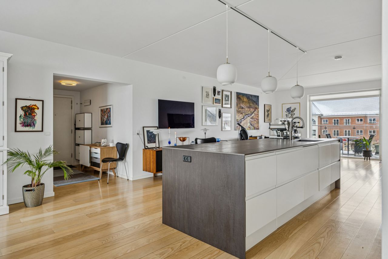 Ejendomsbillede 3 af 27