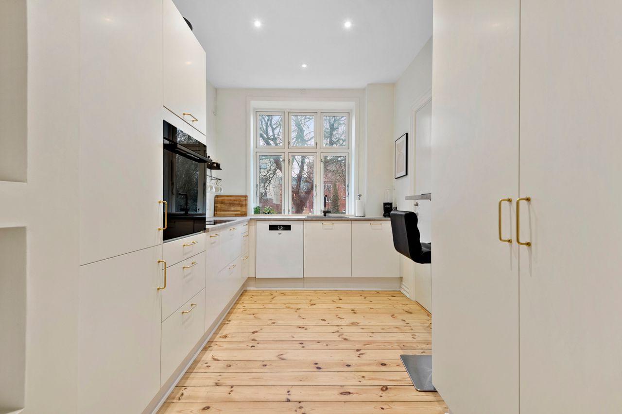 Ejendomsbillede 3 af 16