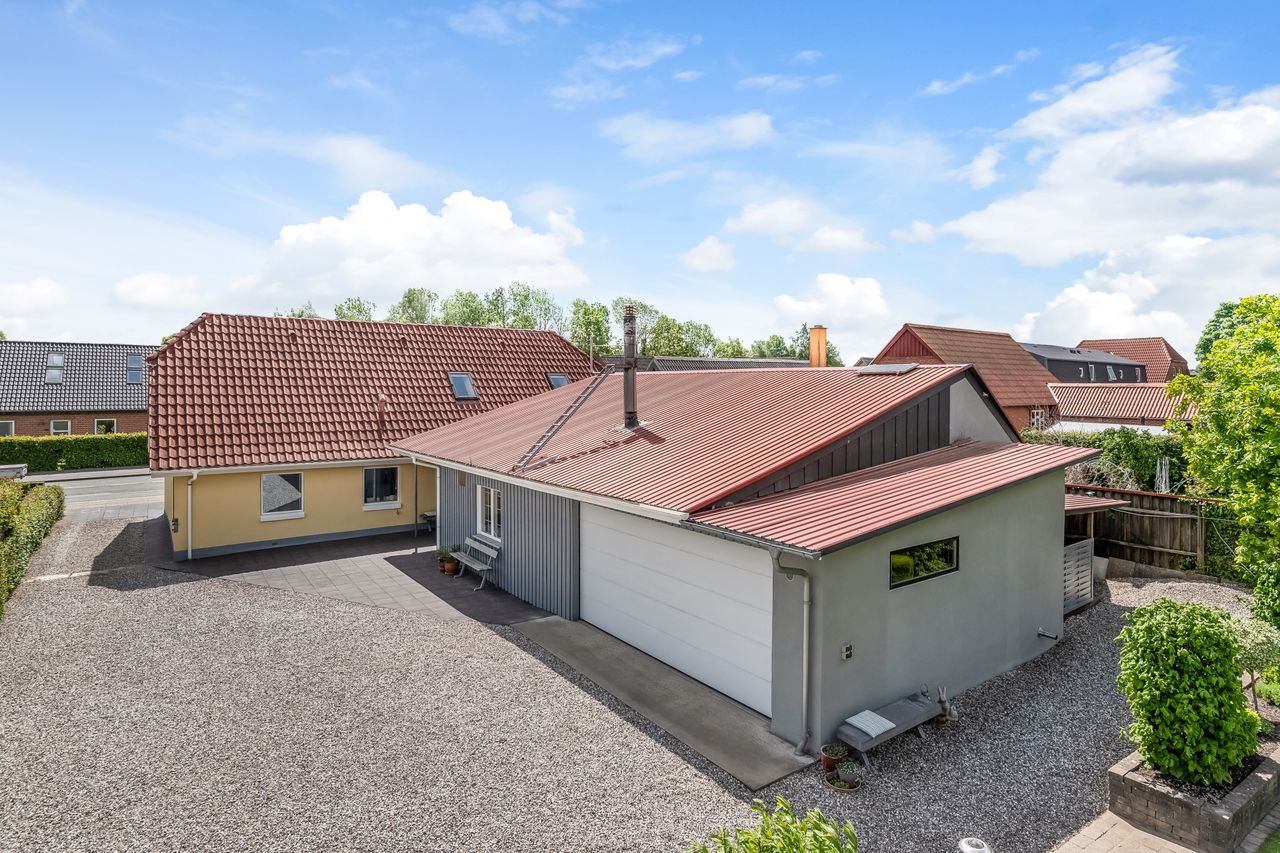 Ejendomsbillede 2 af 38