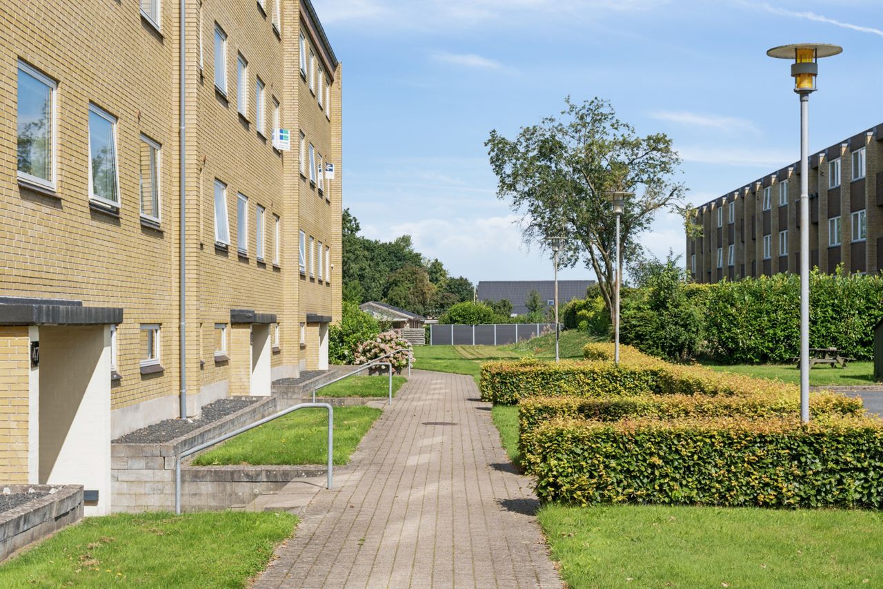 Ejendomsbillede 2 af 18