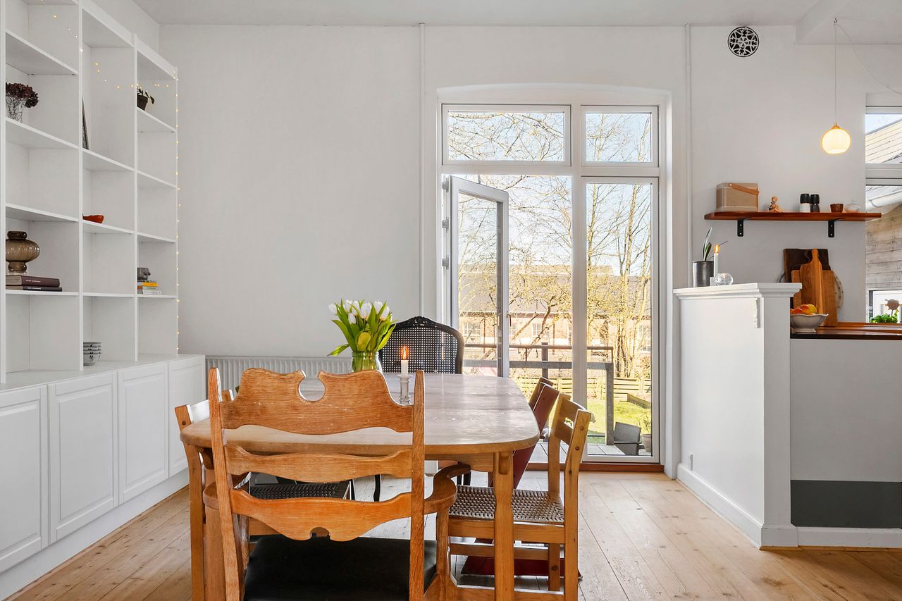 Ejendomsbillede 3 af 15