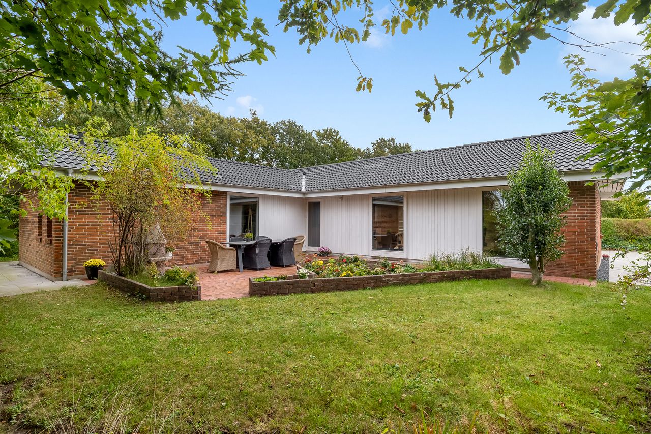 Ejendomsbillede 2 af 42