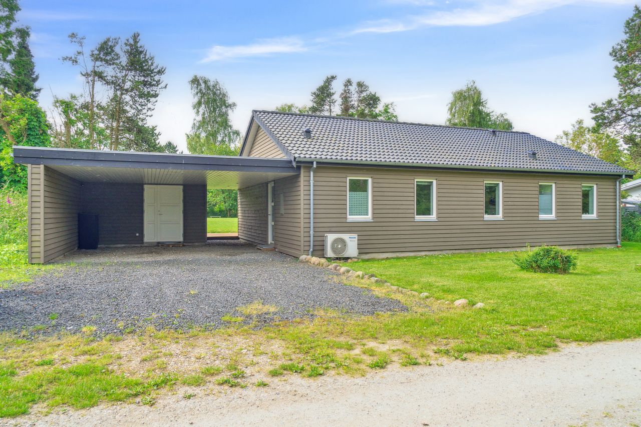 Ejendomsbillede 2 af 33