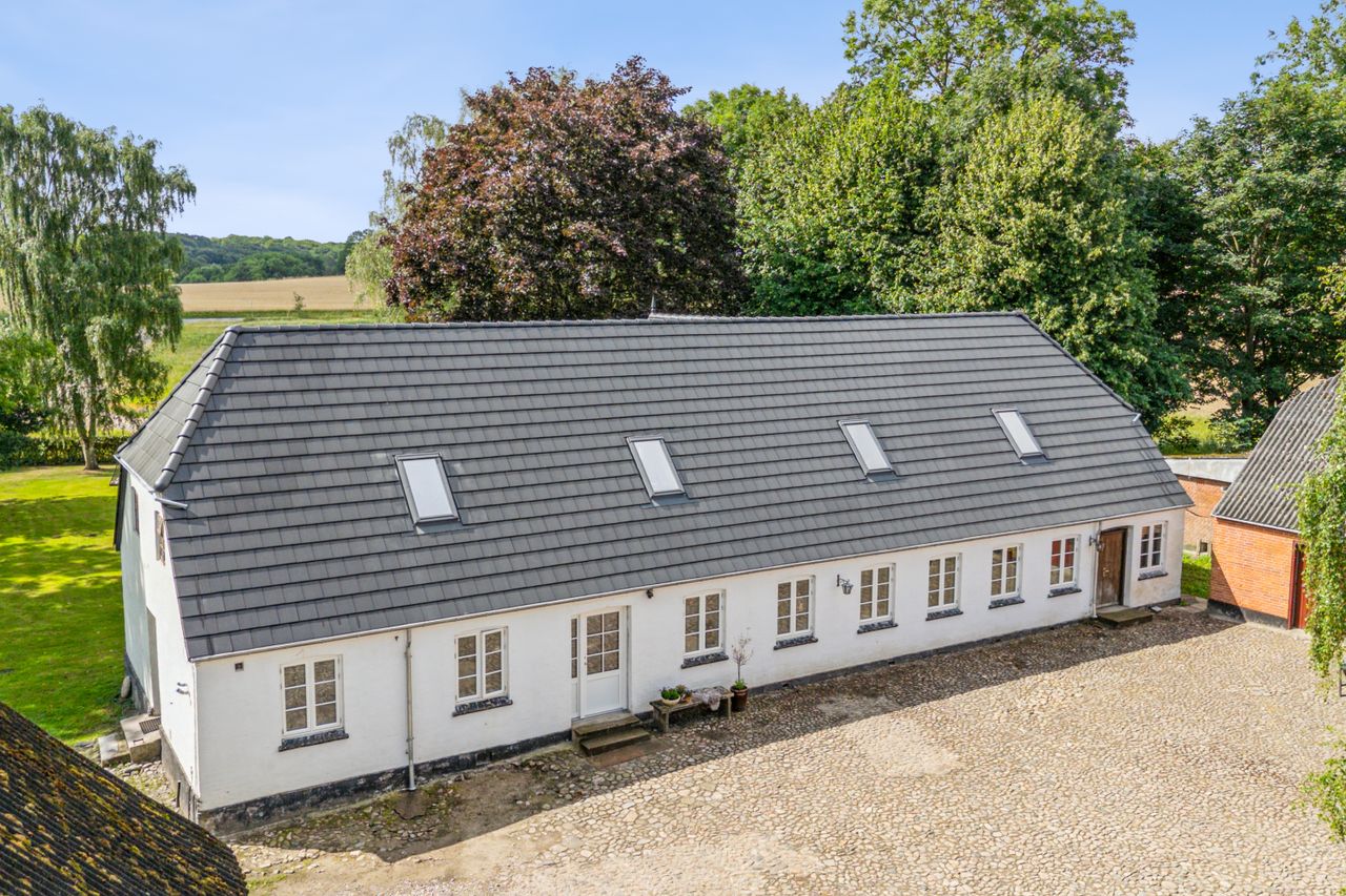 Ejendomsbillede 3 af 35