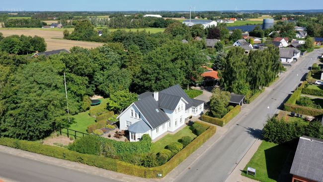 Vestergade 15,  Villa