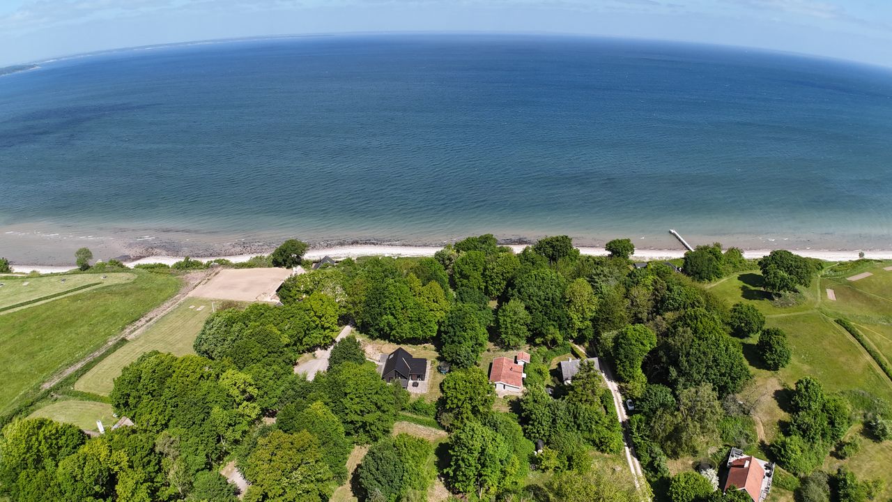 Ejendomsbillede 2 af 22