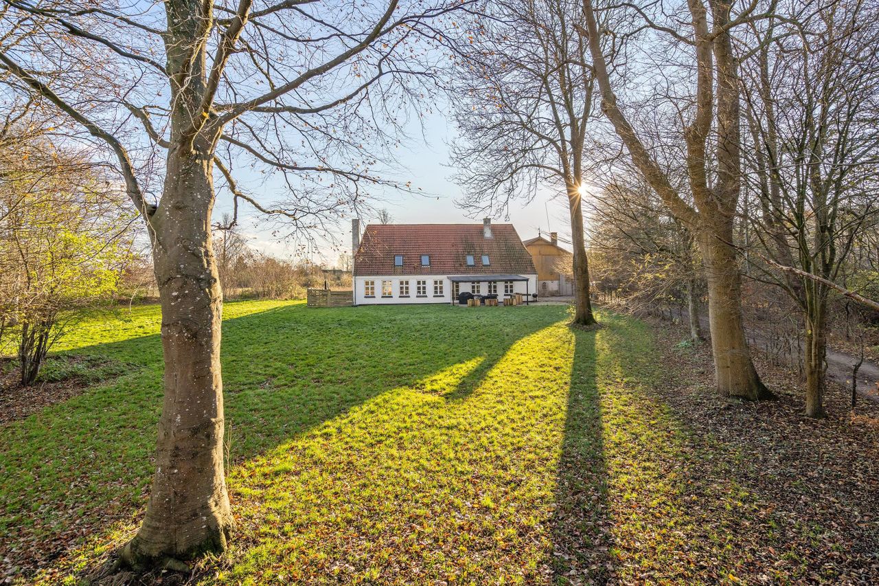 Ejendomsbillede 2 af 37