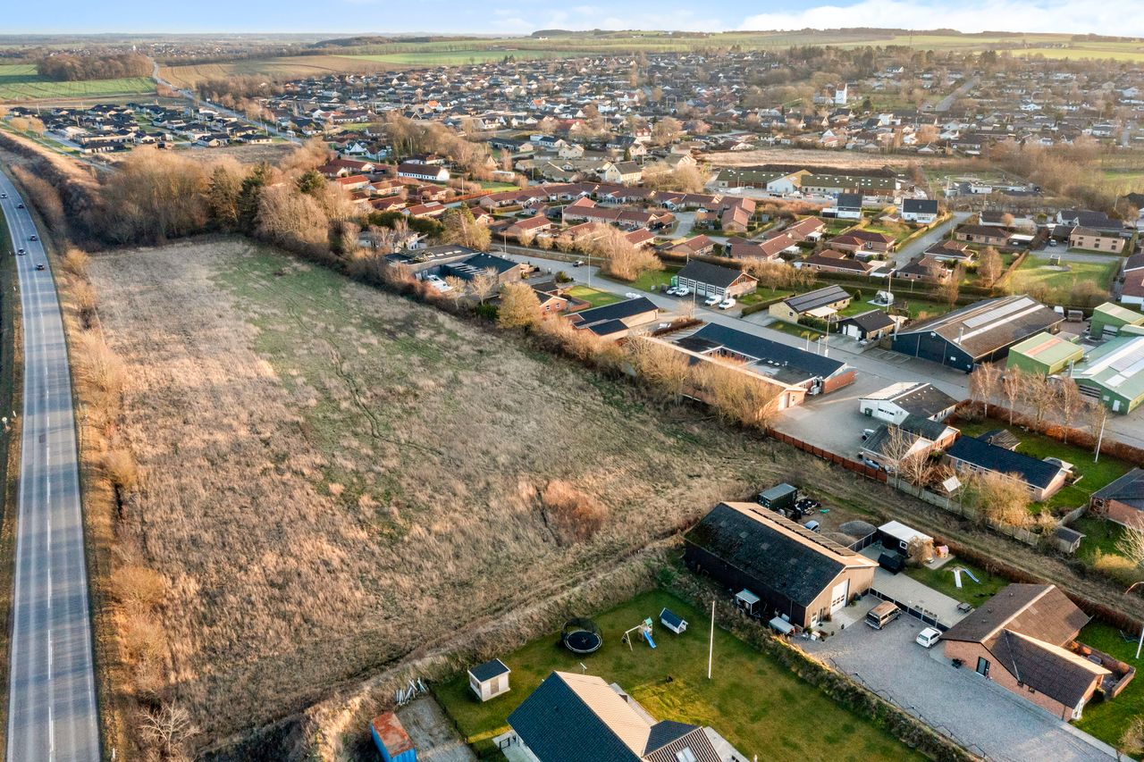 Ejendomsbillede 2 af 4