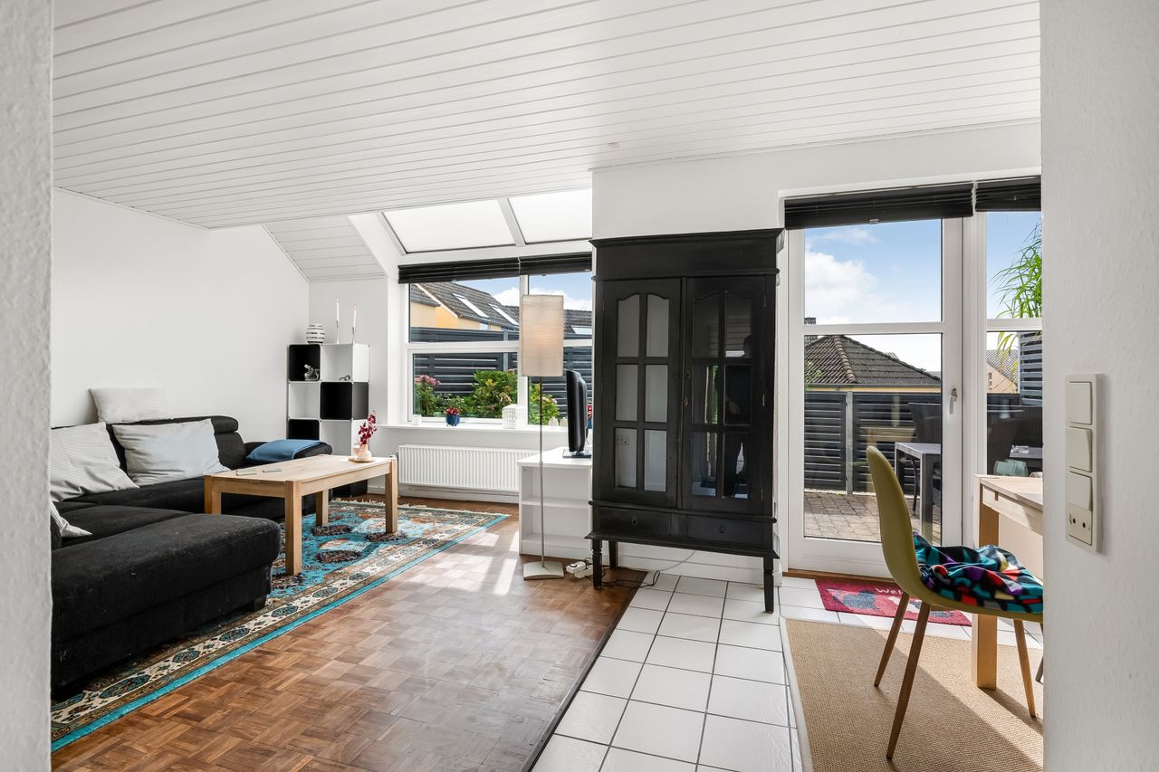 Ejendomsbillede 2 af 25