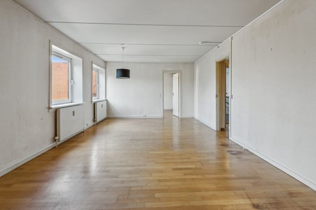 Fredskovhellet 2J, 1. 103