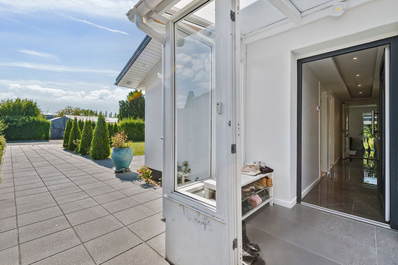 Ejendomsbillede 3 af 26