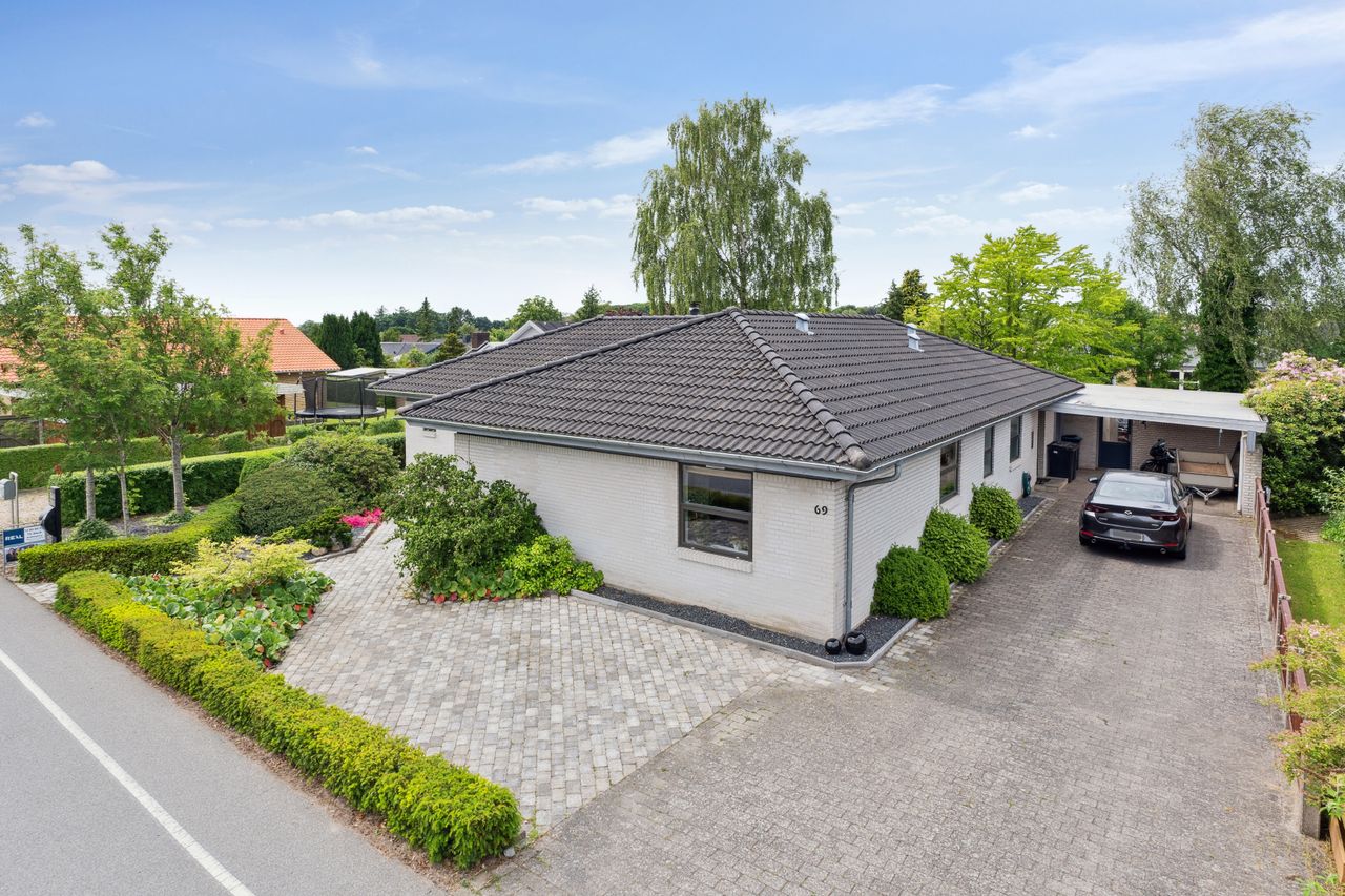 Ejendomsbillede 2 af 22