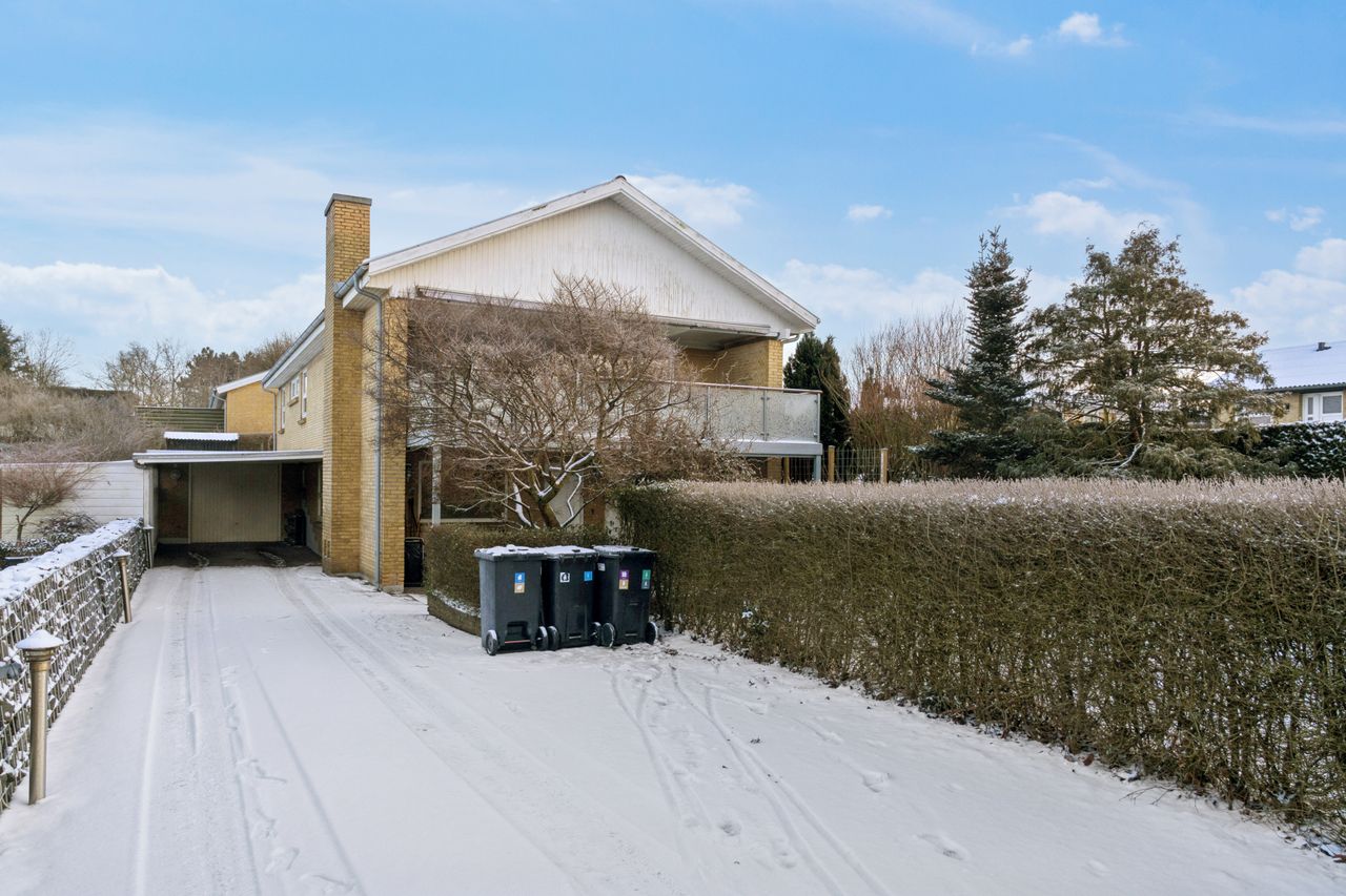 Ejendomsbillede 3 af 28