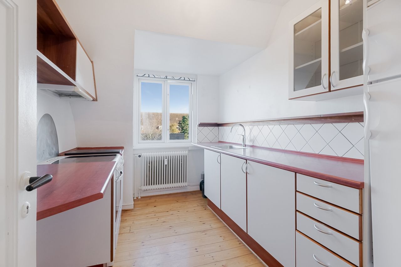 Ejendomsbillede 3 af 18