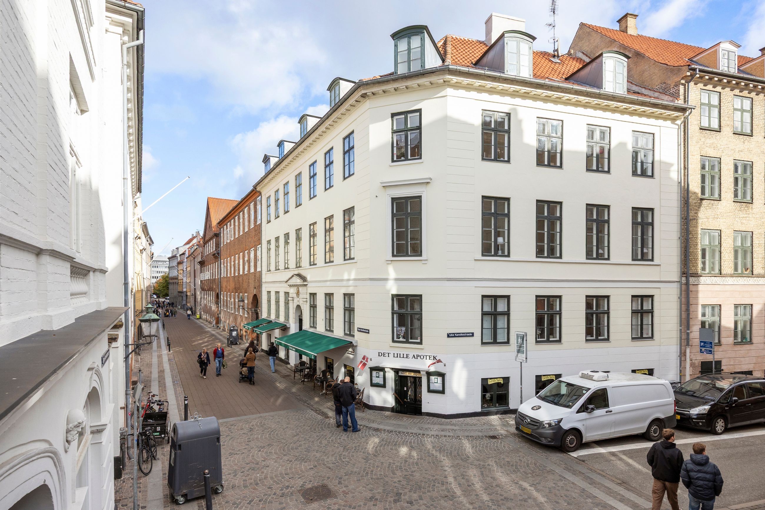 Store Kannikestræde 15, 1. tv, København K - 30-Ejendommen
