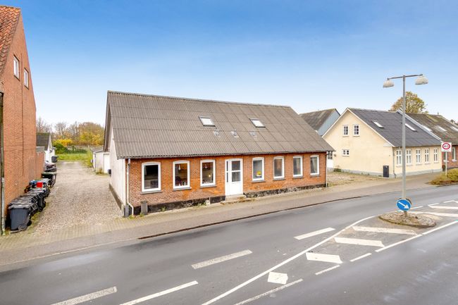 Søndergade 48,  Villa