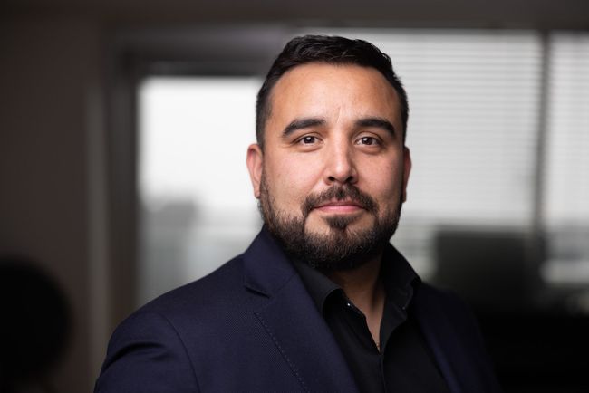 Moderne kontormøde med team