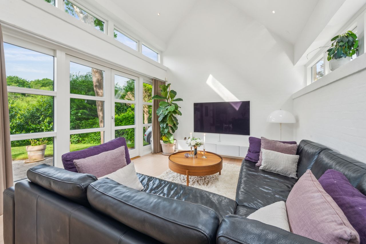 Ejendomsbillede 3 af 22