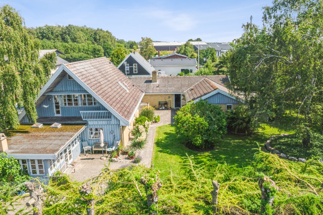 Ejendomsbillede 3 af 36