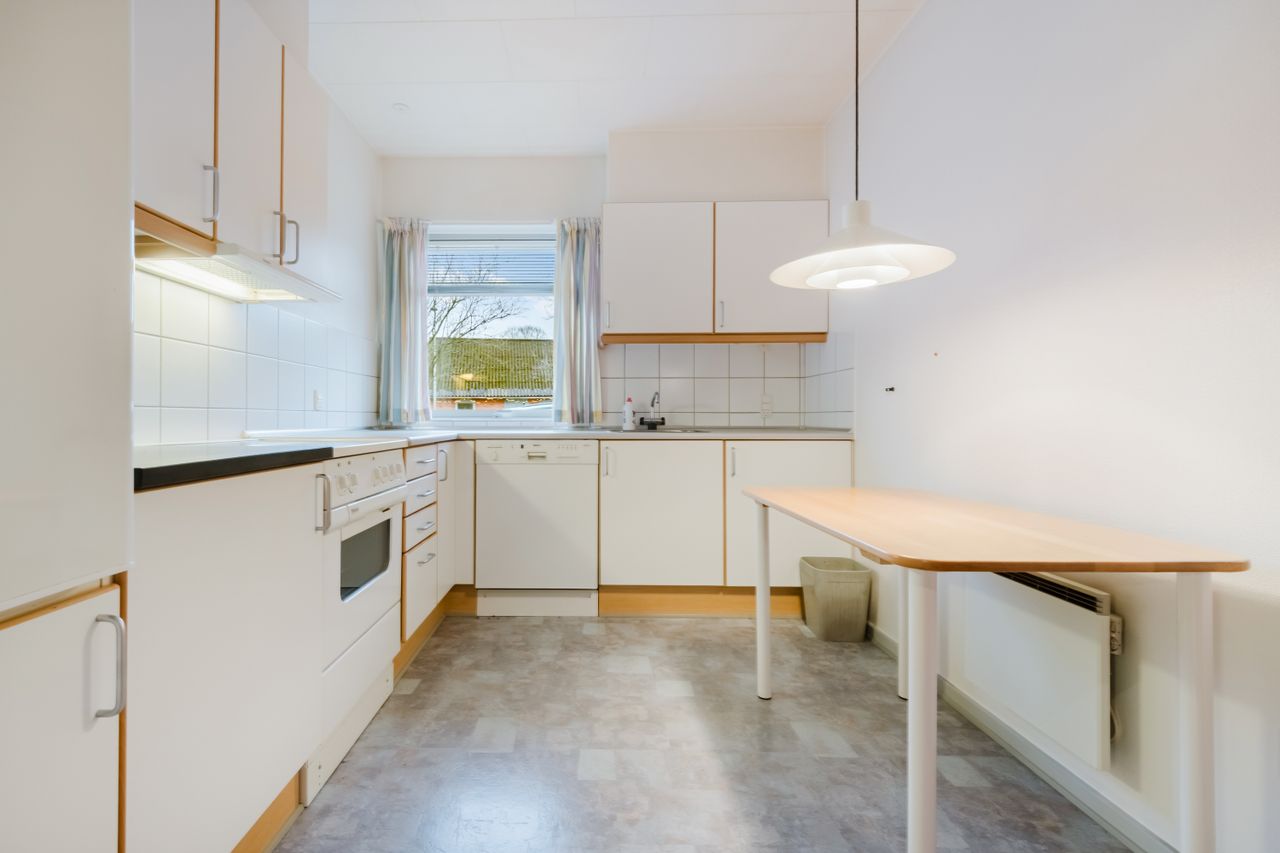 Ejendomsbillede 3 af 16