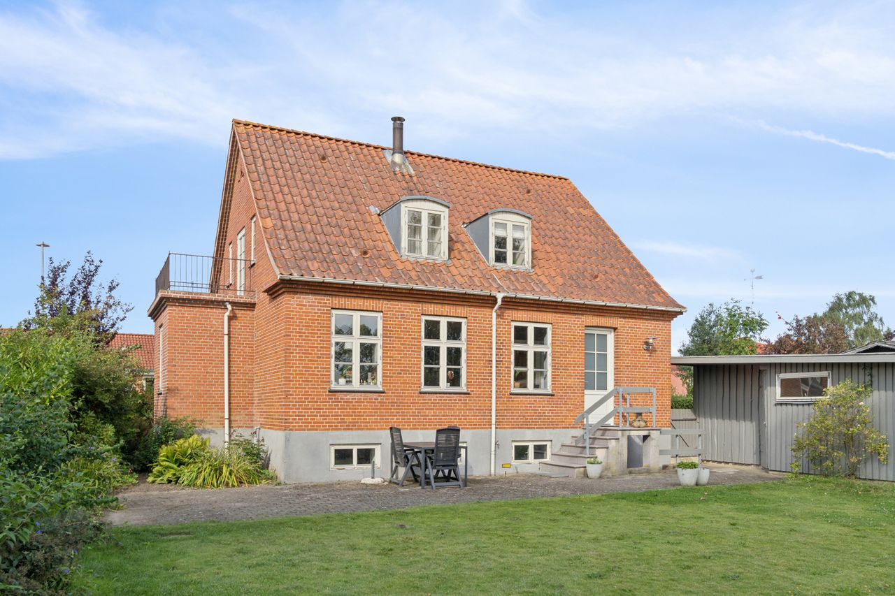 Ejendomsbillede 3 af 24