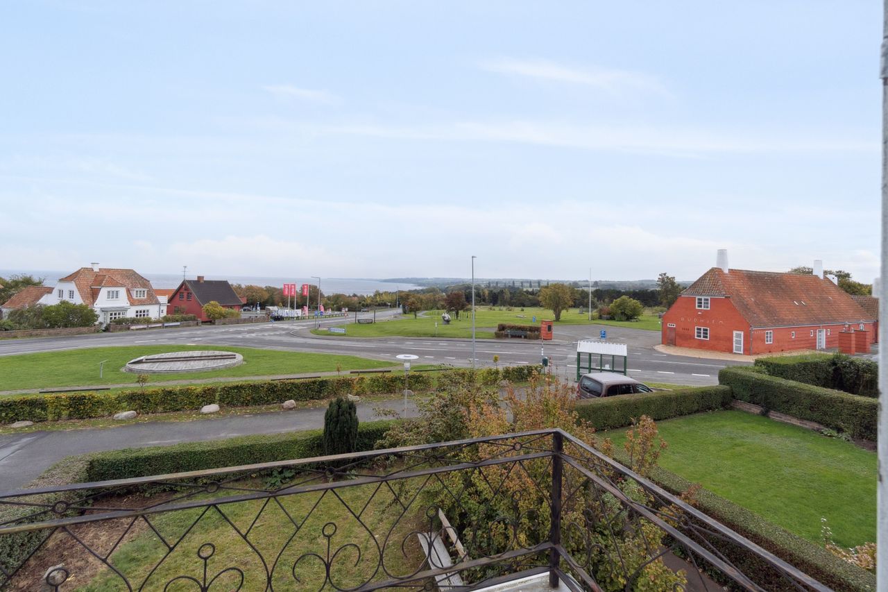 Ejendomsbillede 2 af 30