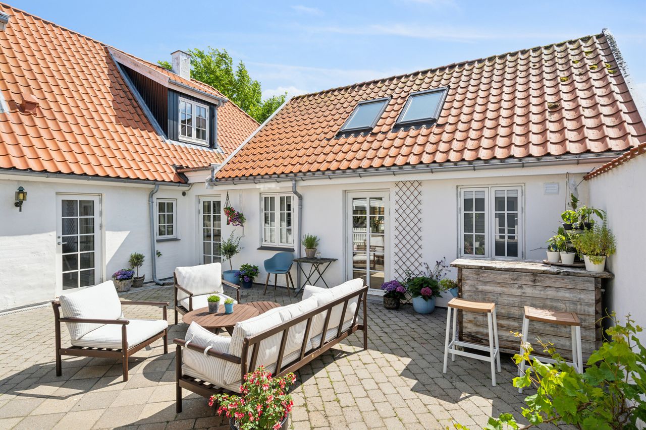 Ejendomsbillede 2 af 36