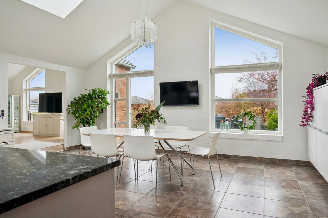 Ejendomsbillede 3 af 26