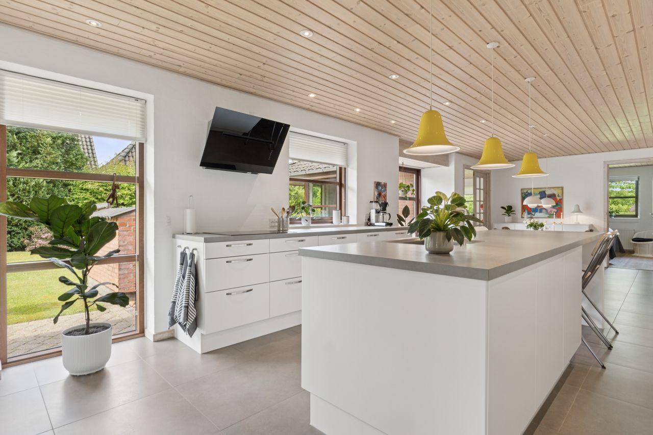 Ejendomsbillede 3 af 24