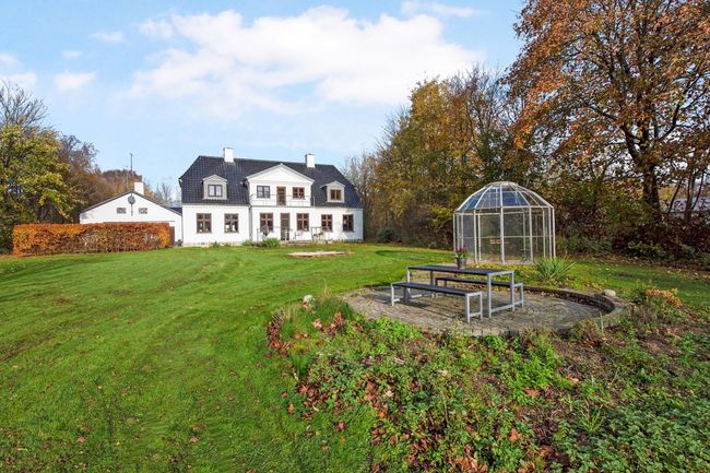 Tolvalenvej 5,  Skovsende