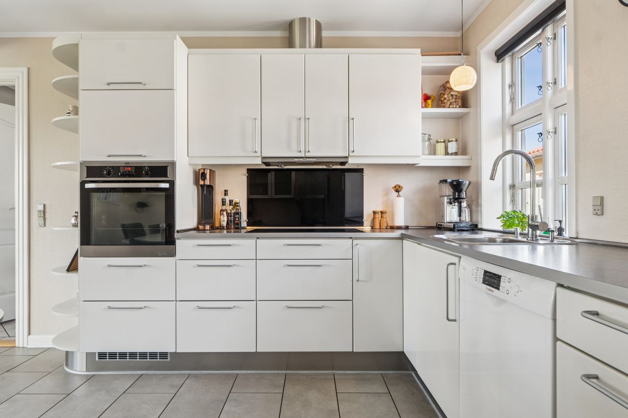 Ejendomsbillede 3 af 23