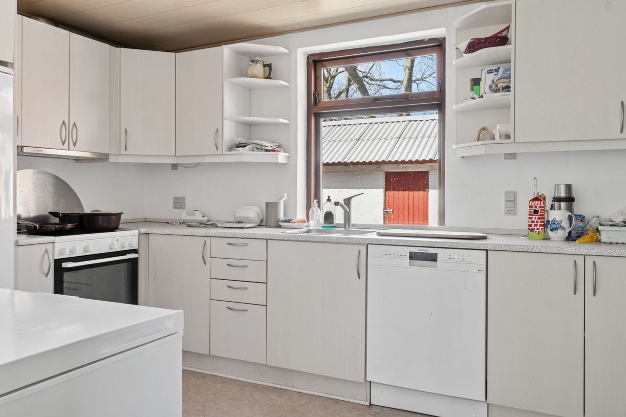 Ejendomsbillede 2 af 33