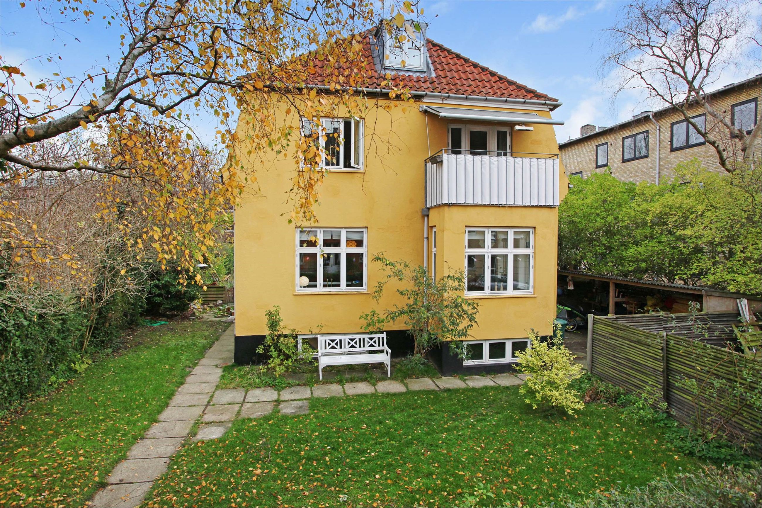 Kastanie Allé 28, 1. Villa