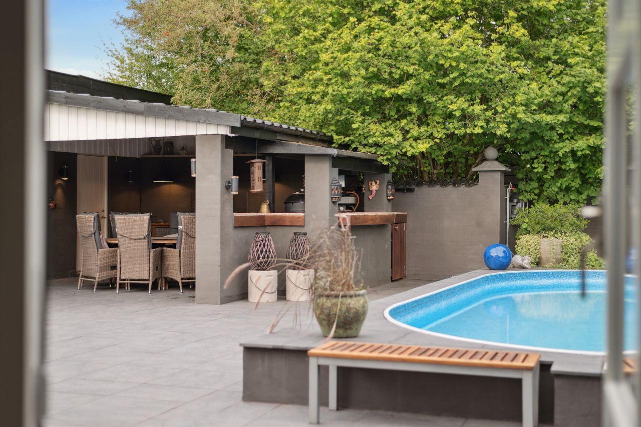 Ejendomsbillede 2 af 24