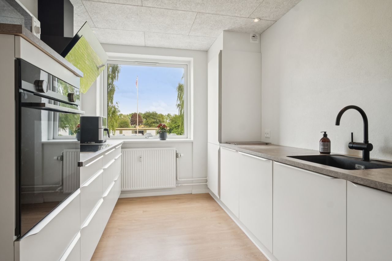 Ejendomsbillede 3 af 18