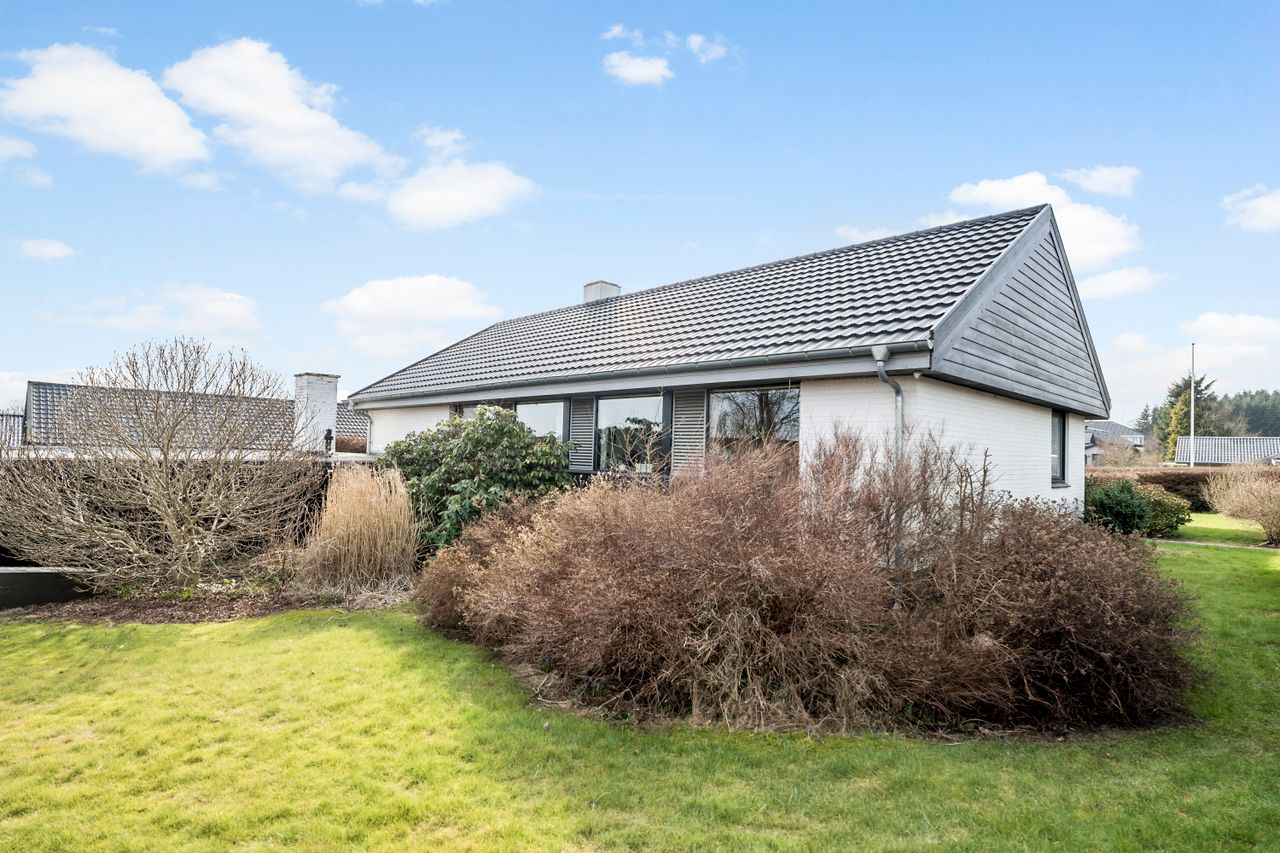 Ejendomsbillede 2 af 15