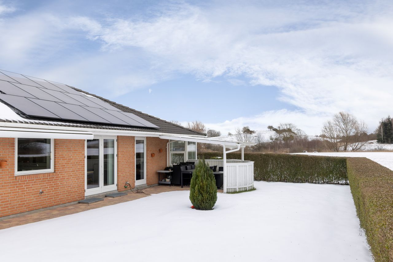 Ejendomsbillede 2 af 38