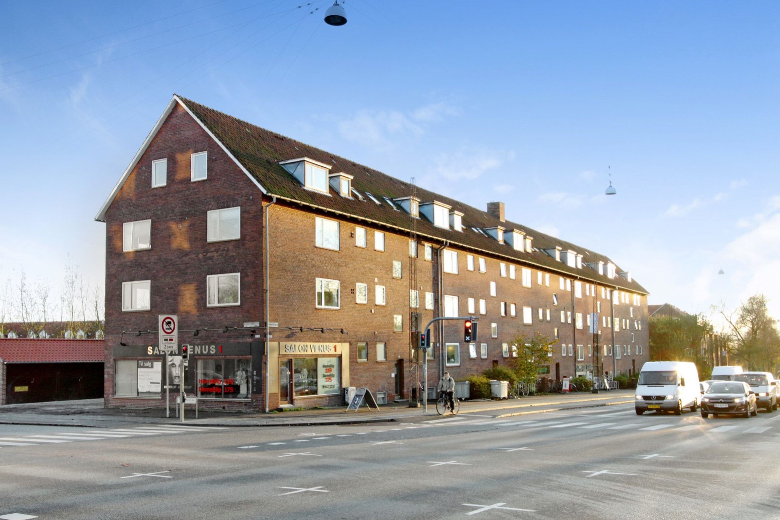 Vestre Ringgade 176B Erhverv