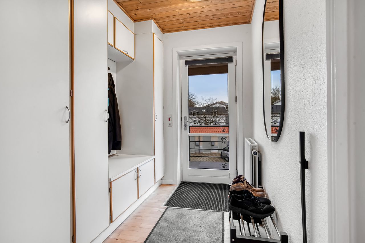 Ejendomsbillede 2 af 25