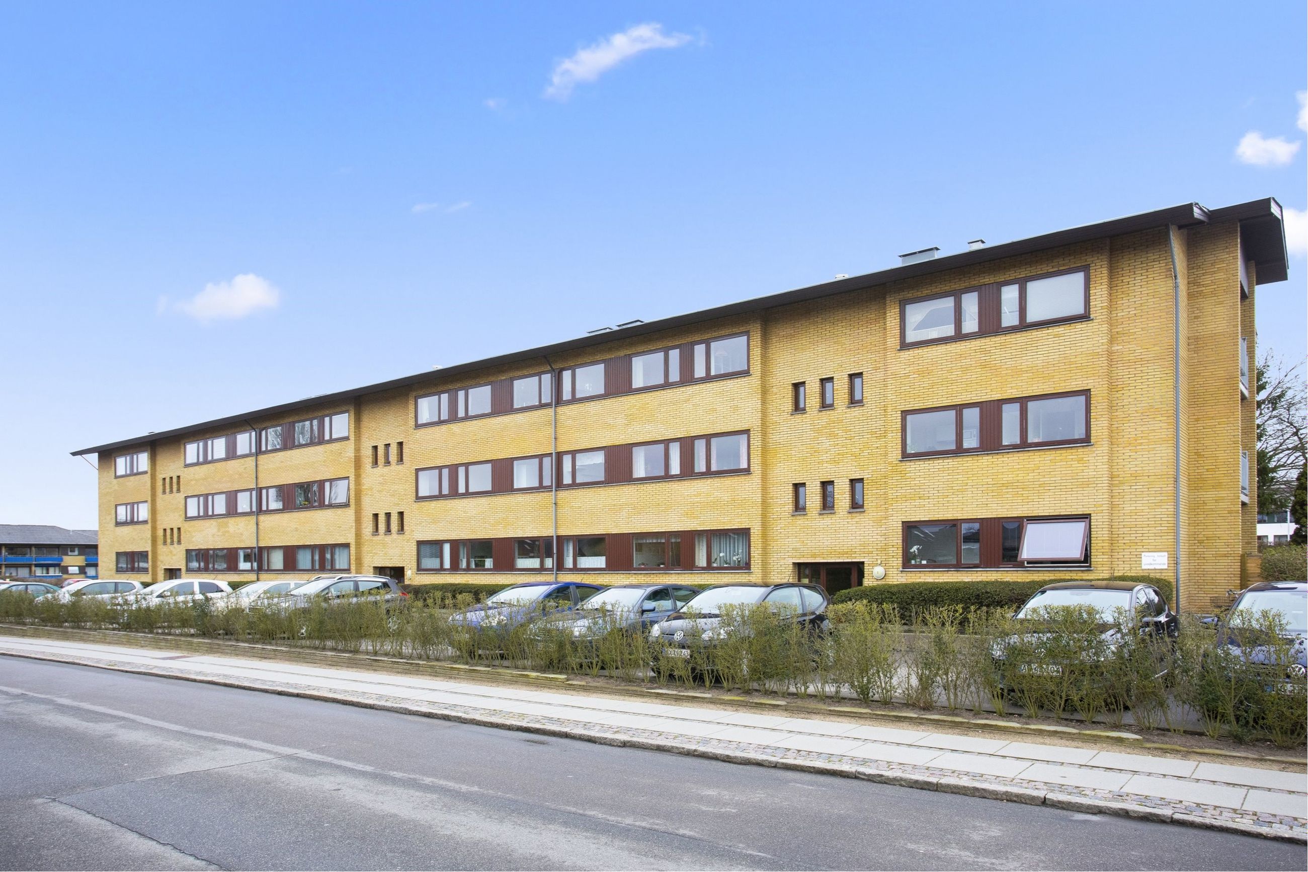 Lilliendalsvej 1, st. 1. Ejerlejlighed