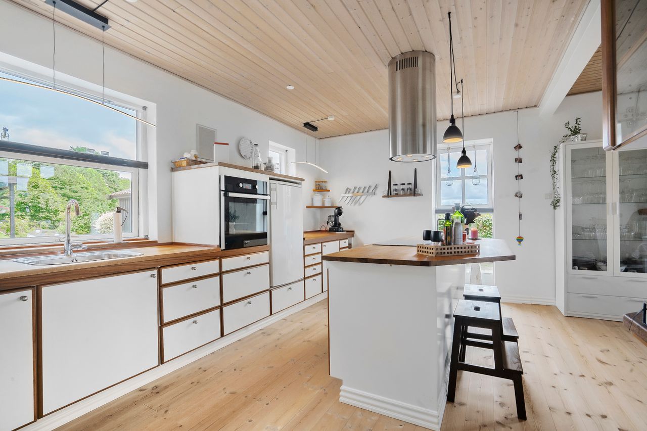 Ejendomsbillede 3 af 24