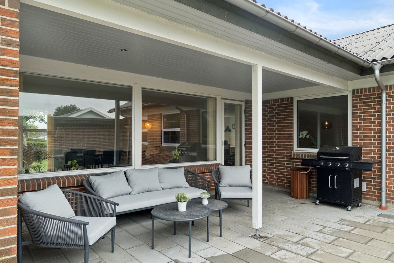 Ejendomsbillede 2 af 27