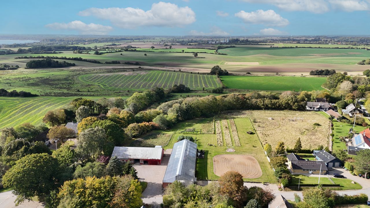 Ejendomsbillede 2 af 39