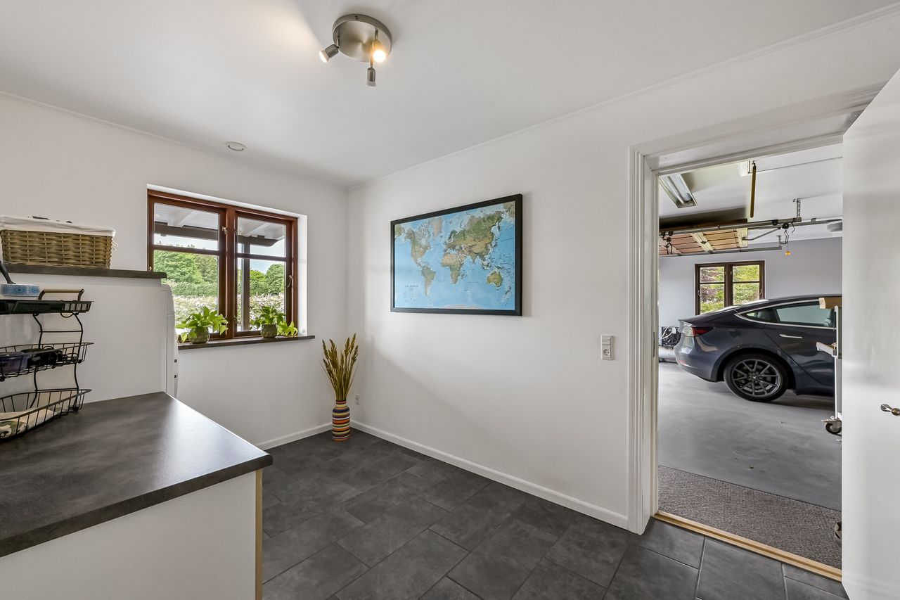 Ejendomsbillede 3 af 48